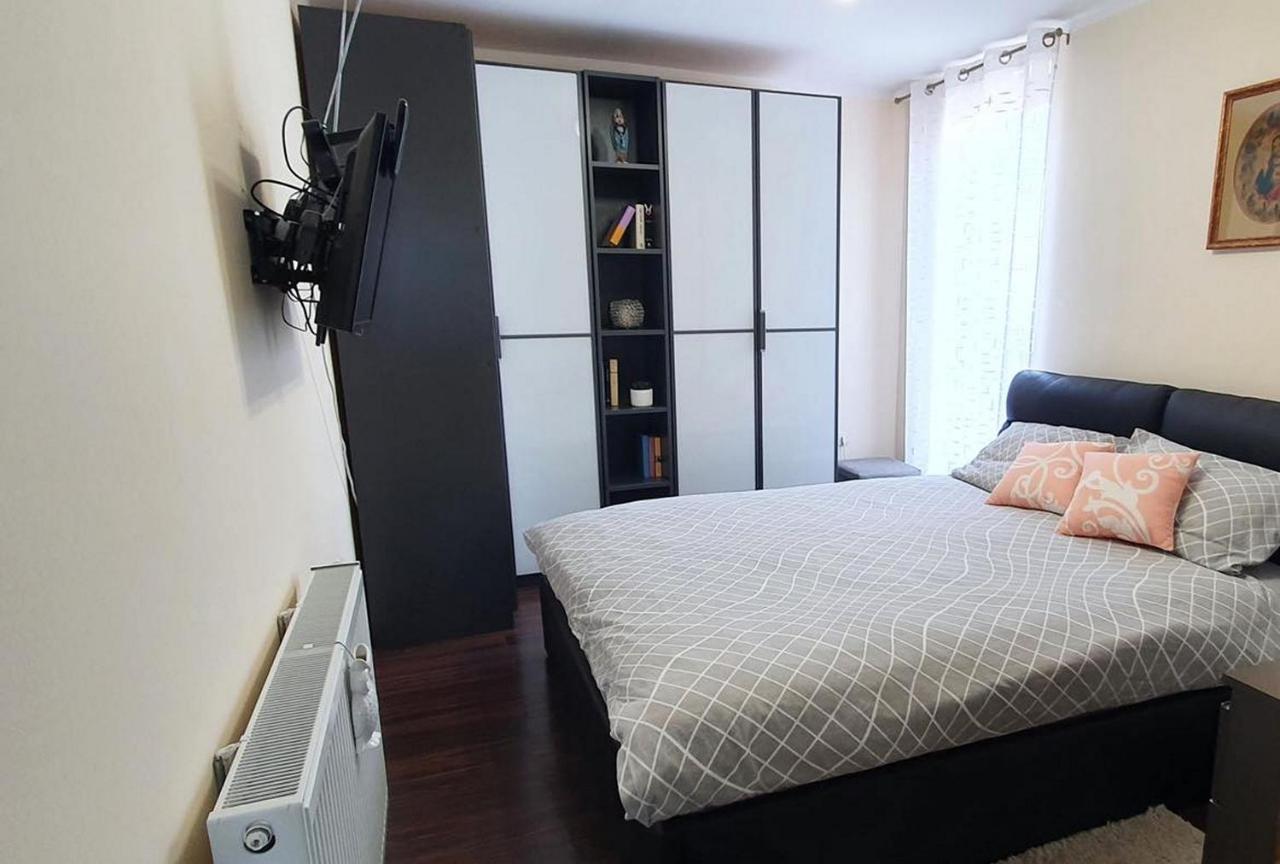 Apartments Tb โพราต ภายนอก รูปภาพ