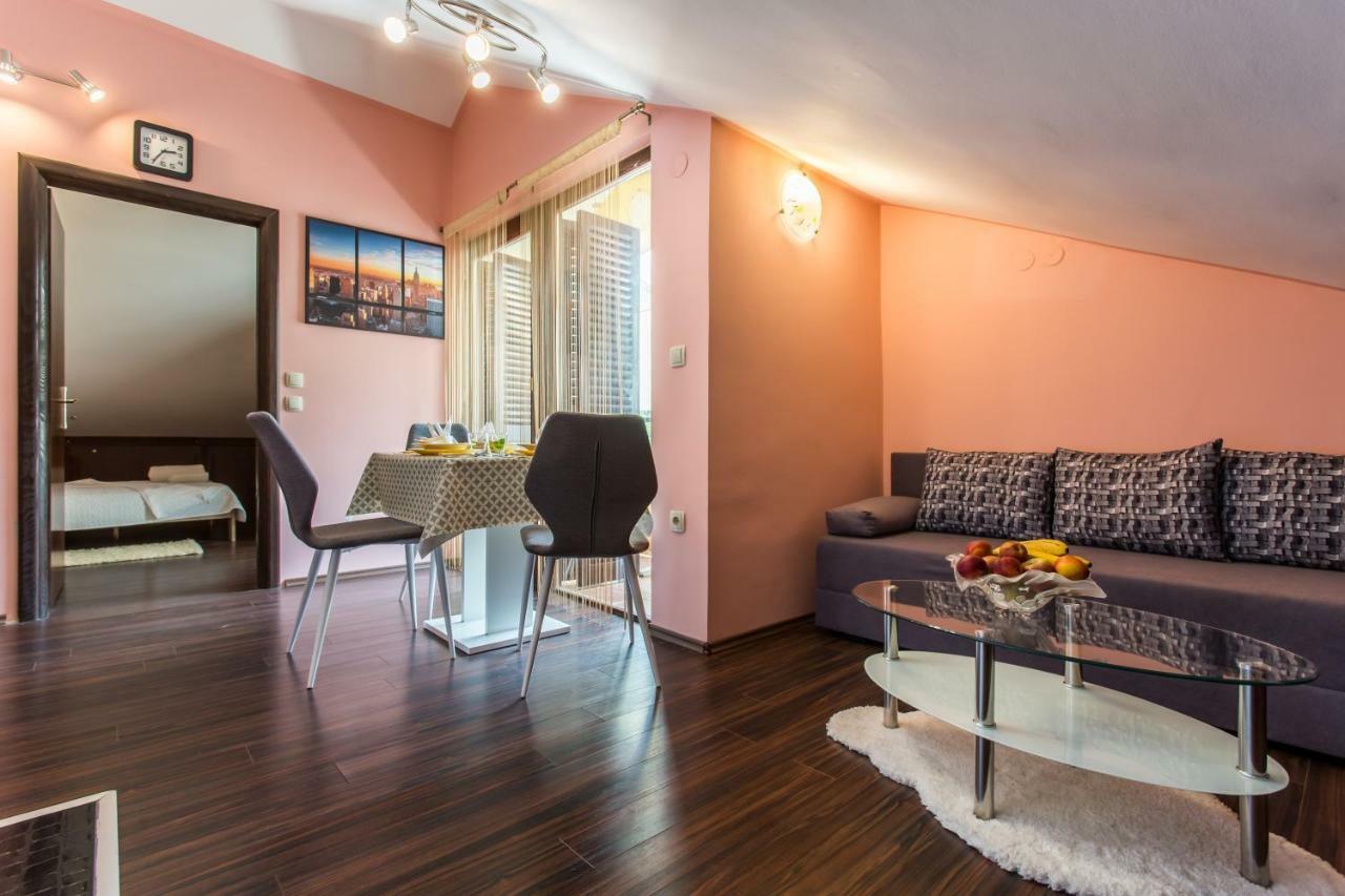Apartments Tb โพราต ภายนอก รูปภาพ